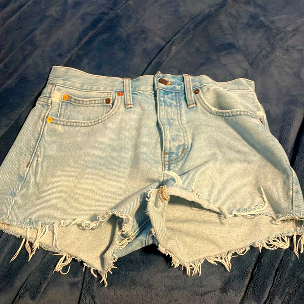 relaxed size 25 woman denim jeans.